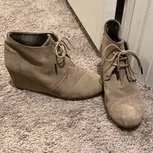 TOMS Booties (Tan) Size 8.5